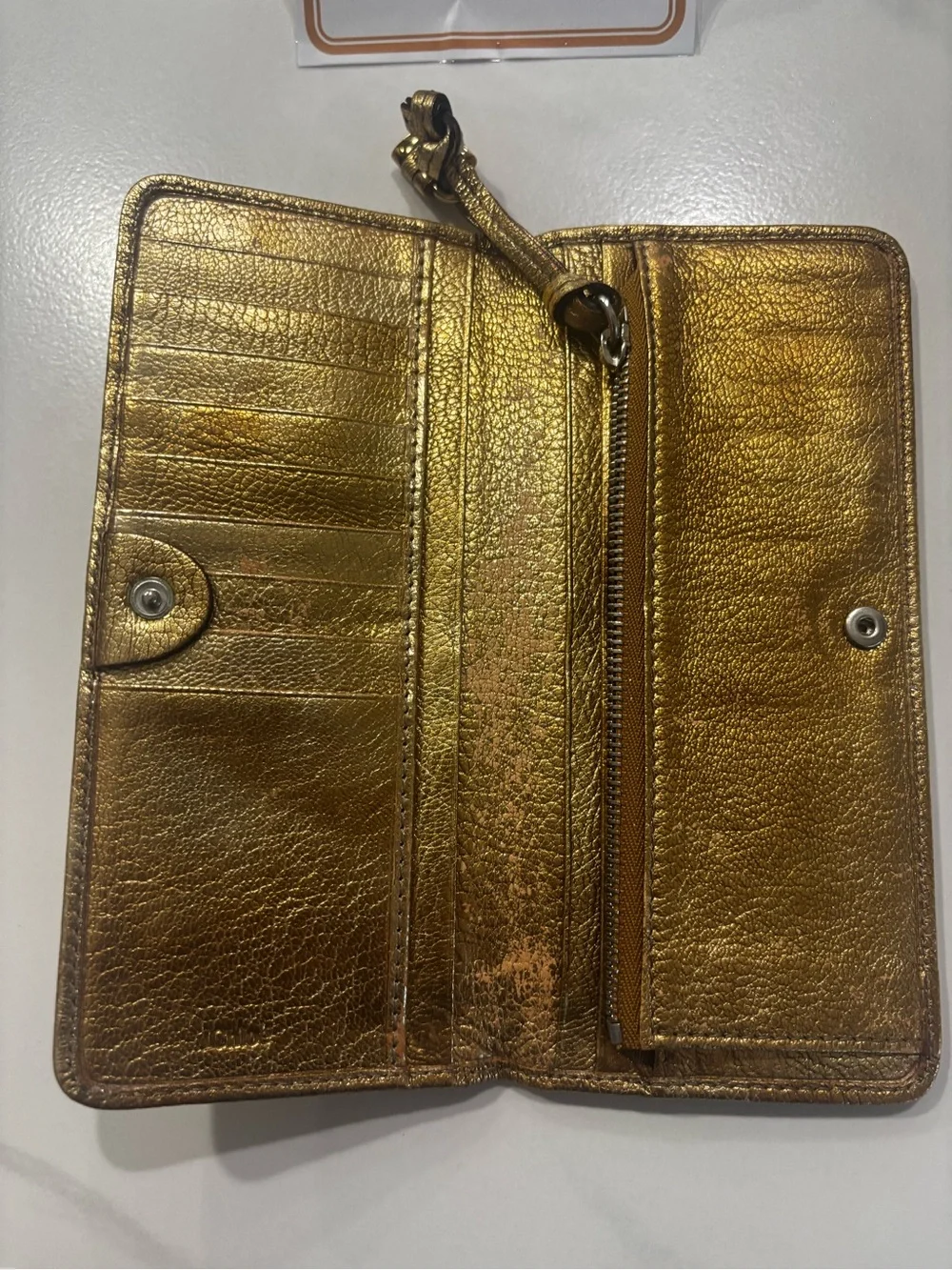 Chloé Metallic Gold Leather Wallet - Picture 5 of 8